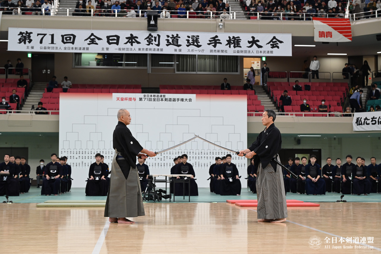 日本剣道形 演武者について | 行事のお知らせ | 全日本剣道連盟 AJKF